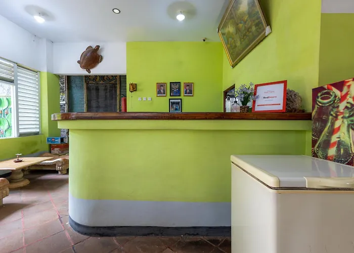 RedDoorz Plus near Jalan Baru Bogor